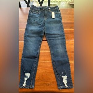 Level 99 Dark Blue Ankle Jeans size 29 NWT